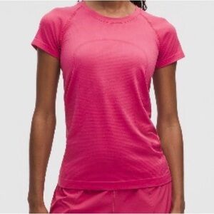 Lululemon Swiftly Tech Short-Sleeve Shirt *hip length